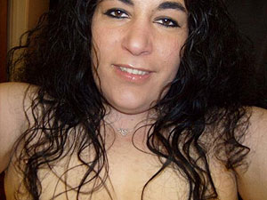 Sandra sucht Mann der auf pralle sexy Möpse steht